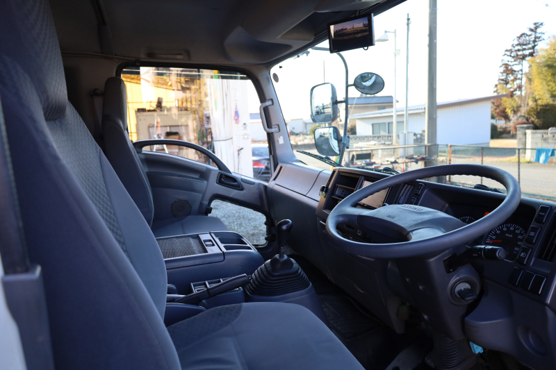 フォワード|中古トラックの販売・買取・査定のアイナビ