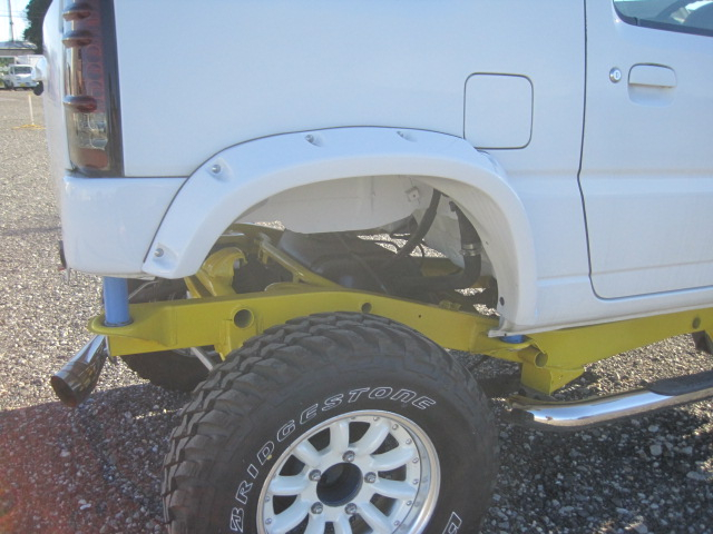 H17スズキジムニーリフトアップ改造多数|中古トラックの販売・買取・査定のアイナビ