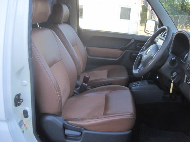 H17スズキジムニーリフトアップ改造多数|中古トラックの販売・買取・査定のアイナビ