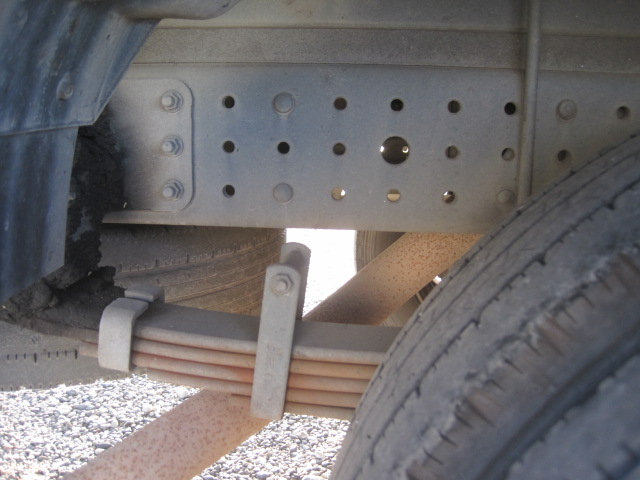 ワイド 積載量3000kgオートマ ラッシングレーン2段|中古トラックの販売・買取・査定のアイナビ