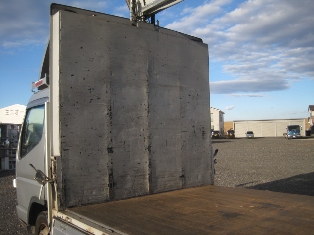 ワイド 積載量3000kgオートマ ラッシングレーン2段|中古トラックの販売・買取・査定のアイナビ