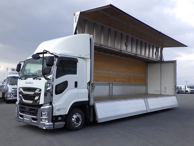 イスズ2PG-CYJ77Cアルミウィング積載13.7tアルミホイール|中古トラックの販売・買取・査定のアイナビ