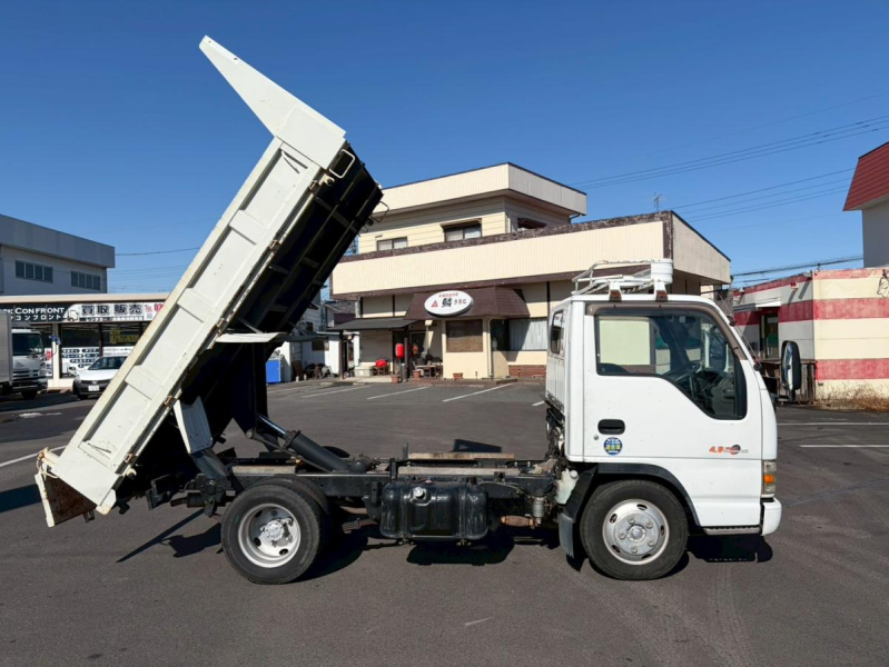 PTOダンプ3トン積載4ナンバー新明和製|中古トラックの販売・買取・査定のアイナビ