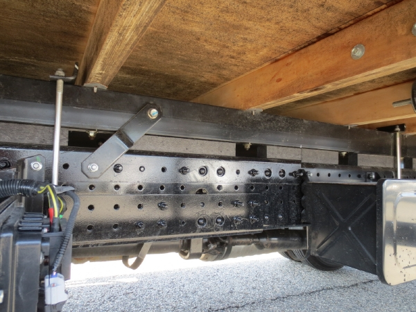 三菱キャンター5段ラジコンフックイン|中古トラックの販売・買取・査定のアイナビ