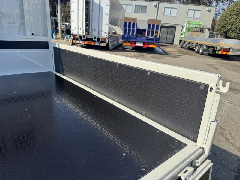 Wキャブ 未使用車 ガソリン車 車検付|中古トラックの販売・買取・査定のアイナビ