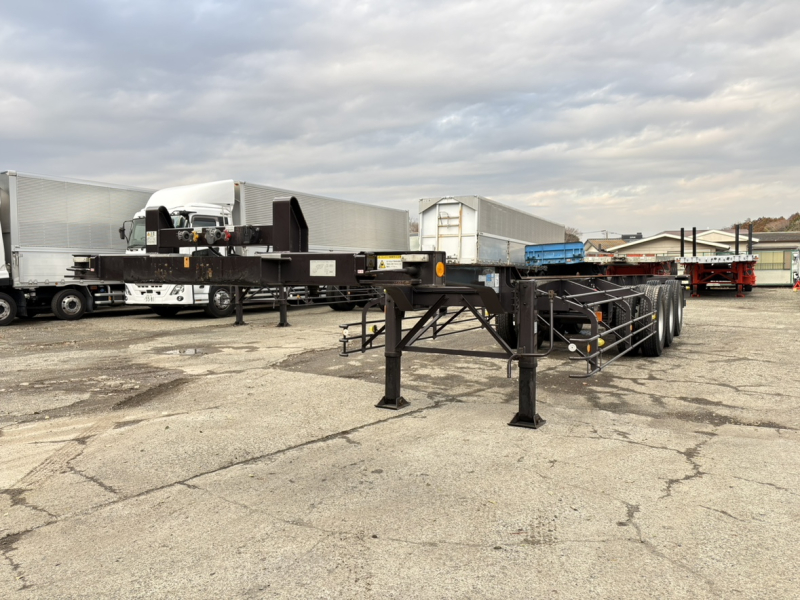 R3年式、3軸40ftコンテナセミトレーラ、車検付|中古トラックの販売・買取・査定のアイナビ