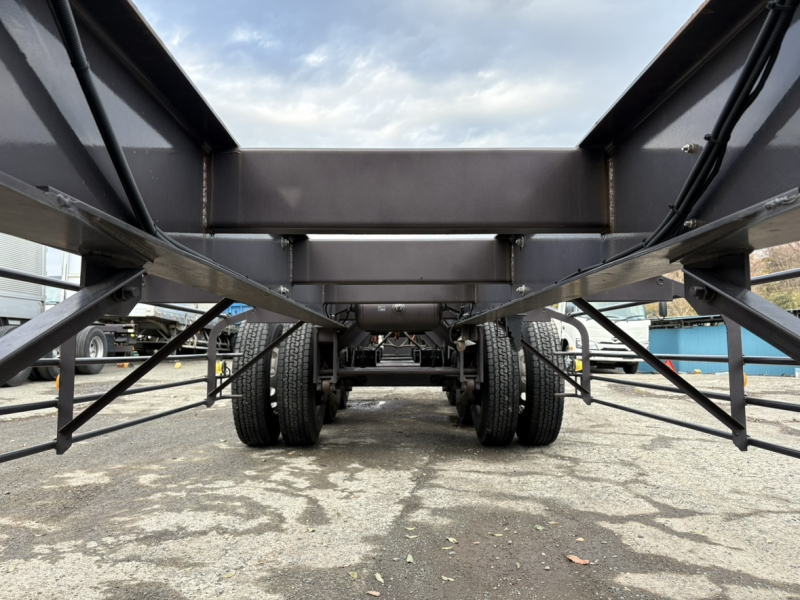 R3年式、3軸40ftコンテナセミトレーラ、車検付|中古トラックの販売・買取・査定のアイナビ