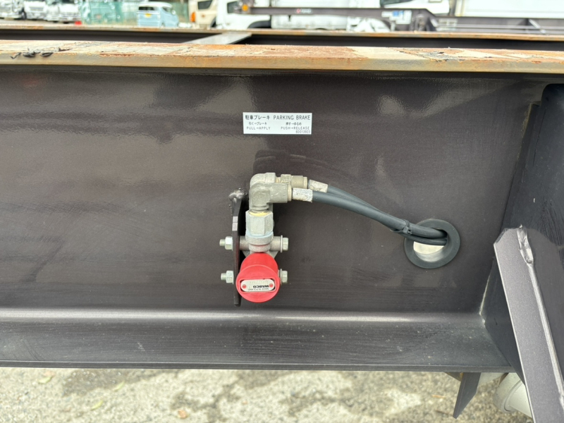 R3年式、3軸40ftコンテナセミトレーラ、車検付|中古トラックの販売・買取・査定のアイナビ