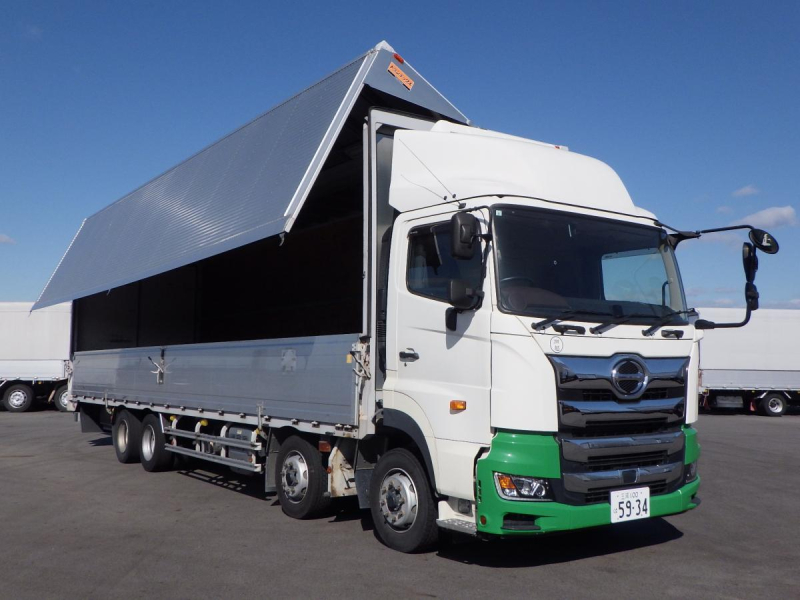 4軸低床 10mボデー ショートキャブ 内高2,730 後輪エアサス|中古トラックの販売・買取・査定のアイナビ