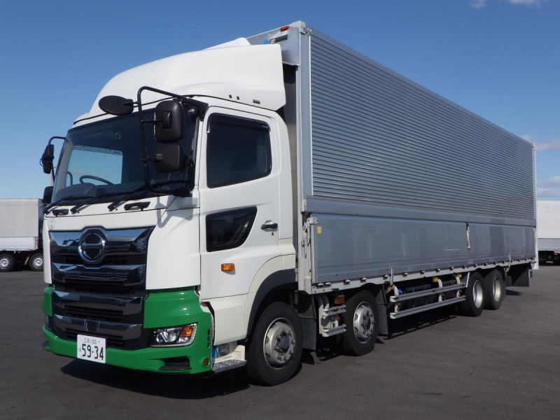 4軸低床 10mボデー ショートキャブ 内高2,730 後輪エアサス|中古トラックの販売・買取・査定のアイナビ