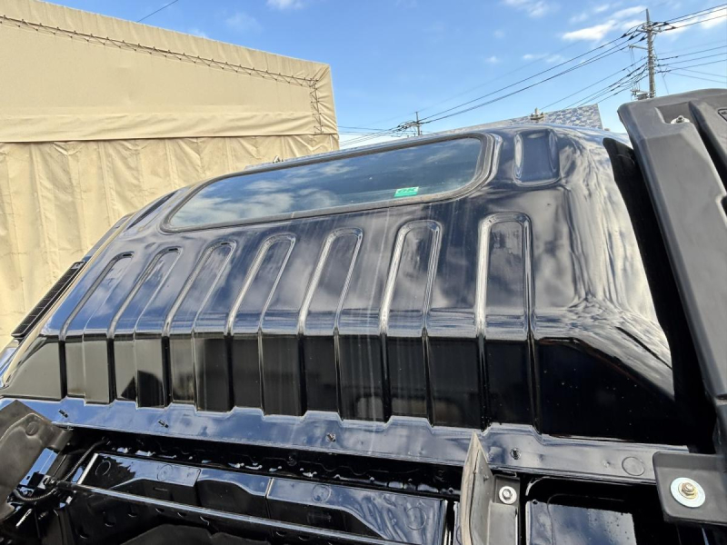 ワイドロング平ボディー 積載4000kg AT車|中古トラックの販売・買取・査定のアイナビ