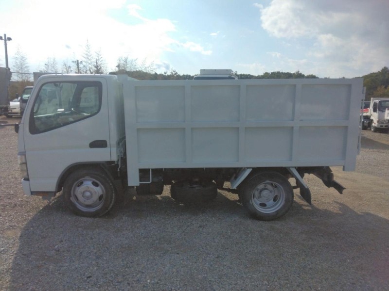 H20年 三菱キャンター3t低床深ダンプ No.1026|中古トラックの販売・買取・査定のアイナビ