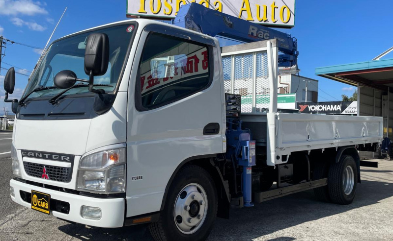 H18キャンター2t平ボディ 3段クレーンラジコン付|中古トラックの販売・買取・査定のアイナビ