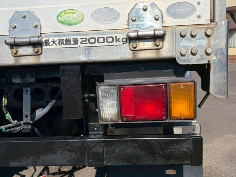 2トン積載フジタボデーアオリ高50cm5MT荷床ステンレス|中古トラックの販売・買取・査定のアイナビ