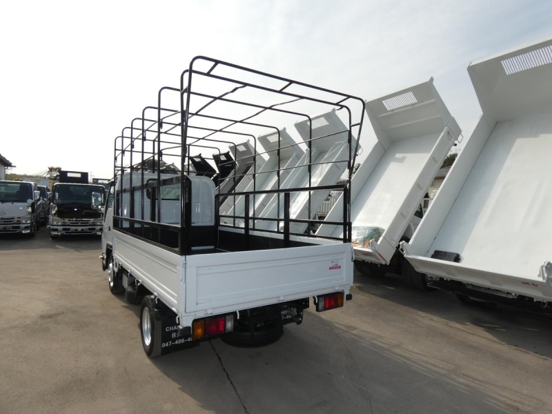 H271.5トン オートマ ホロ車261042|中古トラックの販売・買取・査定のアイナビ