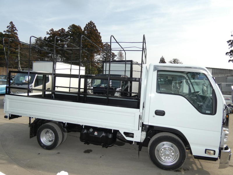 H271.5トン オートマ ホロ車261042|中古トラックの販売・買取・査定のアイナビ