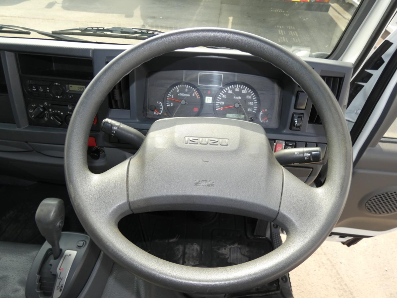 H271.5トン オートマ ホロ車261042|中古トラックの販売・買取・査定のアイナビ