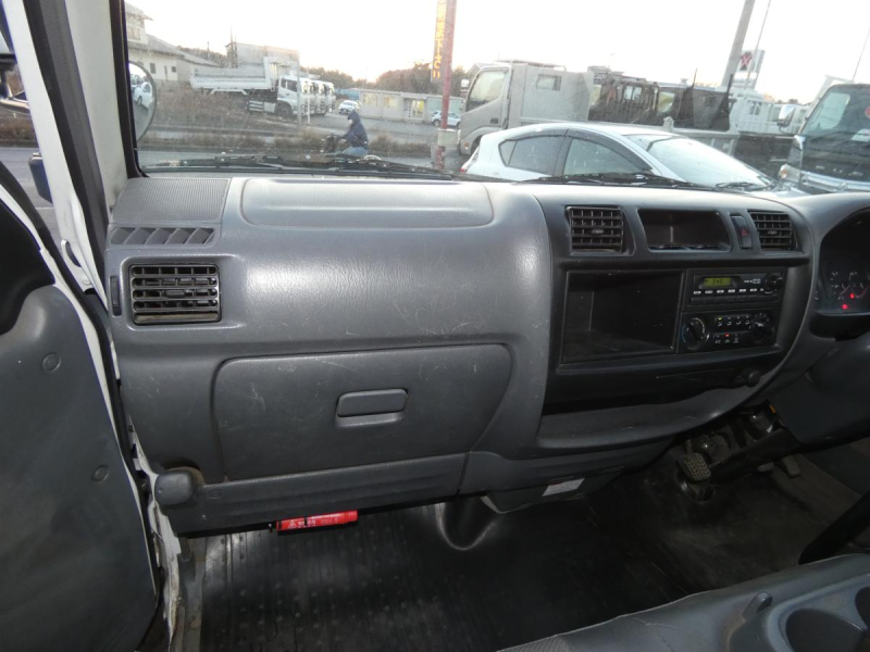 バネット1トンスーパーローDX ガソリン|中古トラックの販売・買取・査定のアイナビ