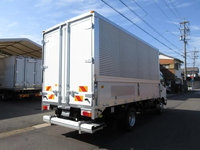 日野 ウイング車 デュトロ|中古トラックの販売・買取・査定のアイナビ