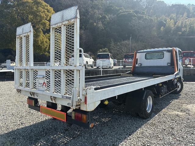 いすゞ 特殊車両|中古トラックの販売・買取・査定のアイナビ