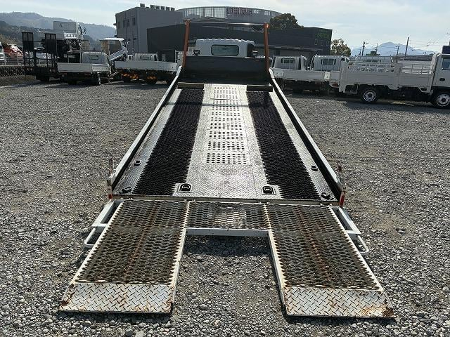 いすゞ 特殊車両|中古トラックの販売・買取・査定のアイナビ