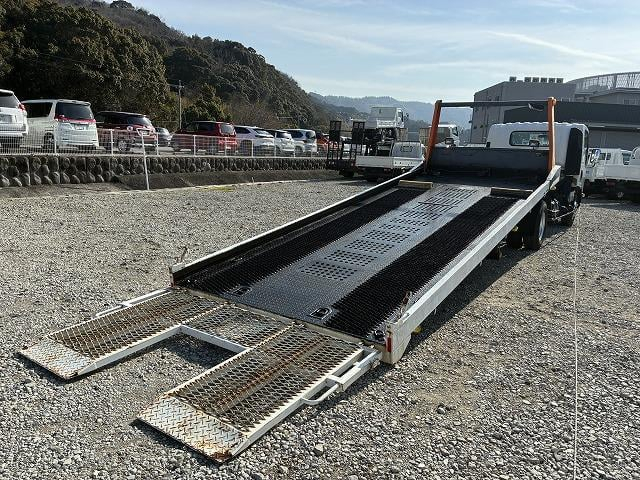 いすゞ 特殊車両|中古トラックの販売・買取・査定のアイナビ