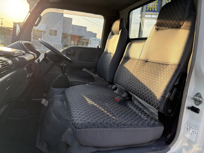 H19エルフ 1.45t 平ボディ|中古トラックの販売・買取・査定のアイナビ