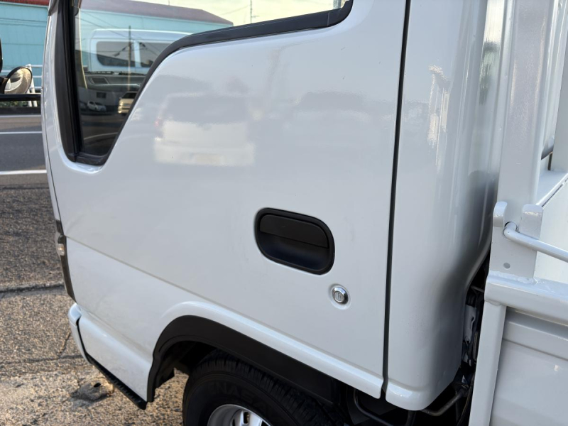 H19エルフ 1.45t 平ボディ|中古トラックの販売・買取・査定のアイナビ