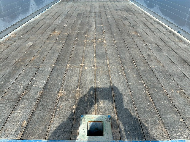 増トンアルミブロックベッドレスリーフサスペンション|中古トラックの販売・買取・査定のアイナビ