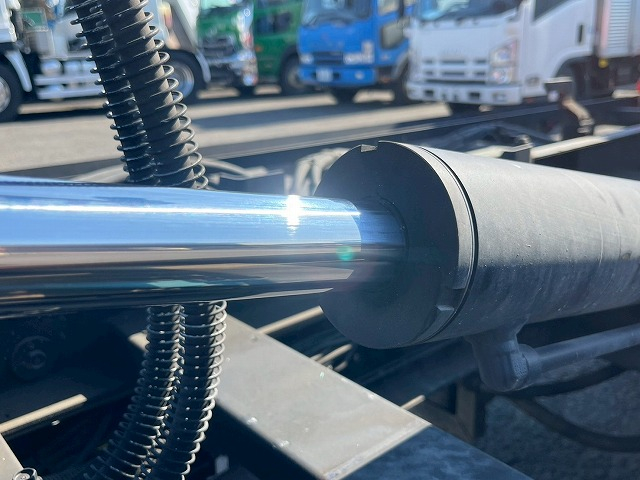 3トン積載★極東製・フラトップZeroⅡ★リアゲート油圧開閉|中古トラックの販売・買取・査定のアイナビ