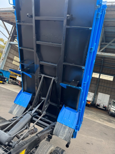 H17 エルフ2t高床ダンプ 塗装仕上げ|中古トラックの販売・買取・査定のアイナビ