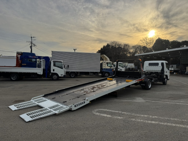 セーフティーローダーネオ5ラジコンウインチ検付|中古トラックの販売・買取・査定のアイナビ