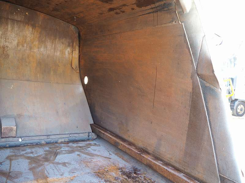 日野デュトロ塵芥車新明和プレス式パッカー4.2立米|中古トラックの販売・買取・査定のアイナビ