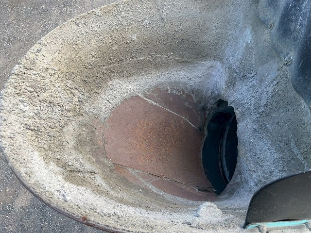 増トン★11トン積載★6×4★3軸2デフ★KYB製・8.9立米6速MT|中古トラックの販売・買取・査定のアイナビ