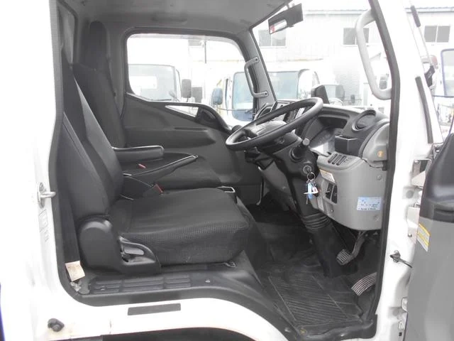 三菱ふそう 平ボディ キャンター|中古トラックの販売・買取・査定のアイナビ