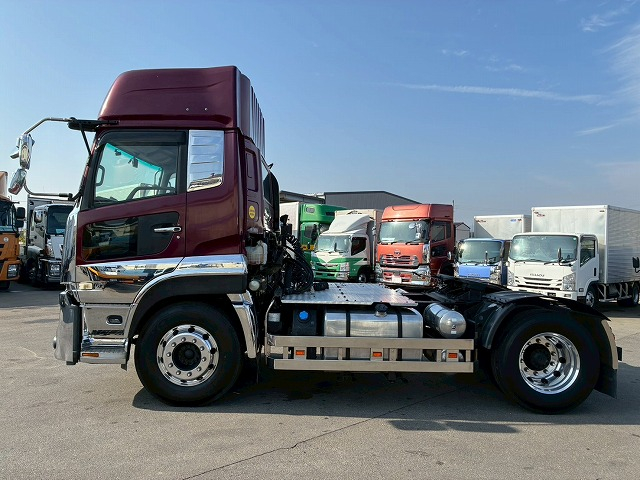 トラクターヘッドハイルーフD尺後輪エアサス第5輪荷重|中古トラックの販売・買取・査定のアイナビ