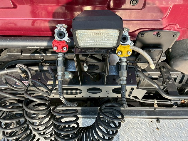 トラクターヘッドハイルーフD尺後輪エアサス第5輪荷重|中古トラックの販売・買取・査定のアイナビ