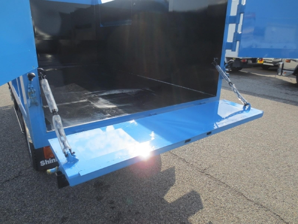 日野デュトロ土砂禁ダンプ|中古トラックの販売・買取・査定のアイナビ