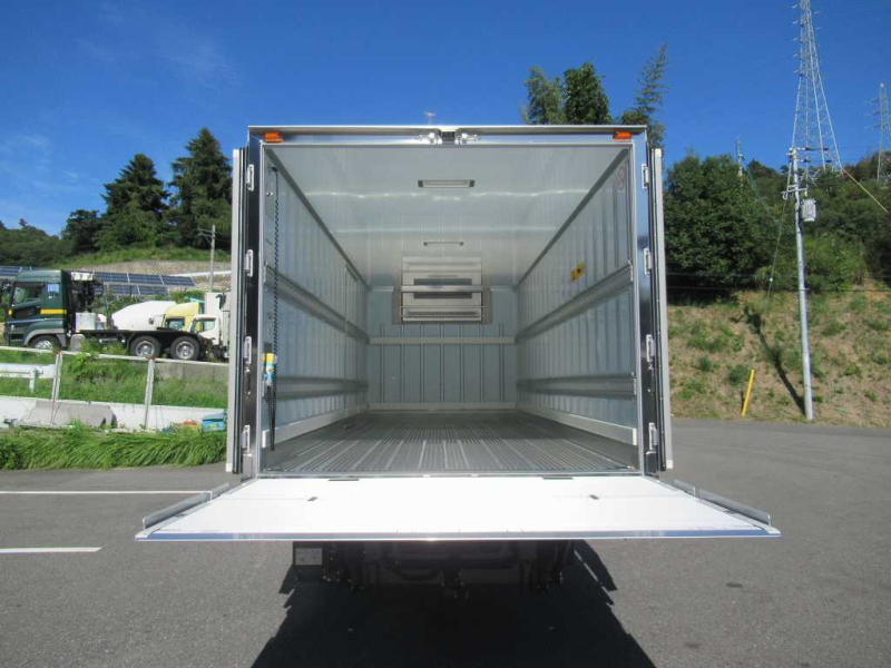 格納ゲート Ⅼ6120ワイド フルハーフ 菱重-30℃ キーストン|中古トラックの販売・買取・査定のアイナビ