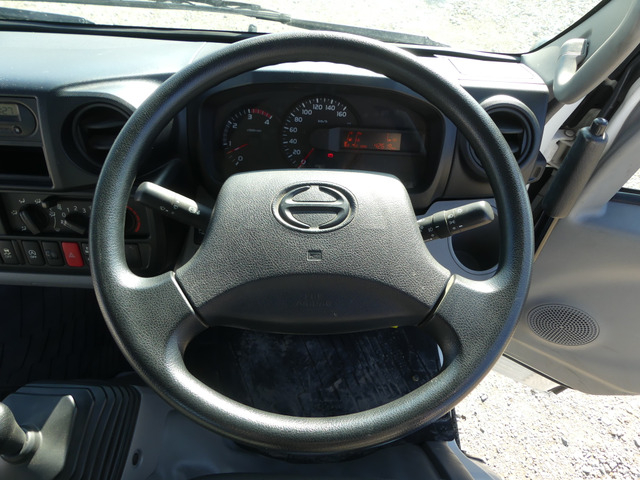 【車検付!!即納可能×高所作業車】日野/デュトロ|中古トラックの販売・買取・査定のアイナビ