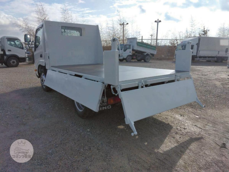 H30年 デュトロ3t強化低床ダンプ No.1043|中古トラックの販売・買取・査定のアイナビ