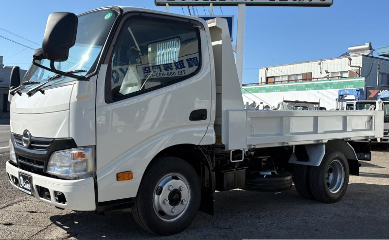 H26デュトロ 2tダンプ|中古トラックの販売・買取・査定のアイナビ