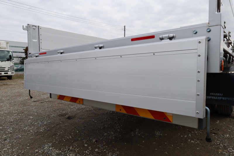 フォワード|中古トラックの販売・買取・査定のアイナビ