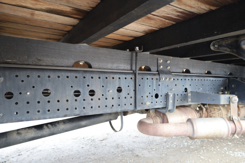 フォワード|中古トラックの販売・買取・査定のアイナビ