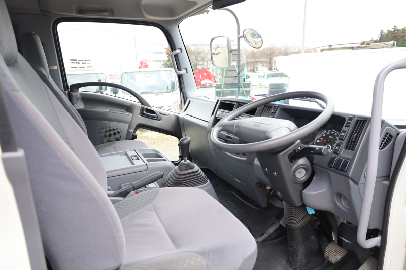 フォワード|中古トラックの販売・買取・査定のアイナビ