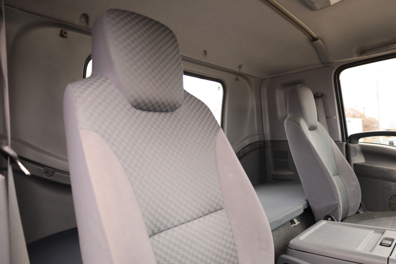 フォワード|中古トラックの販売・買取・査定のアイナビ