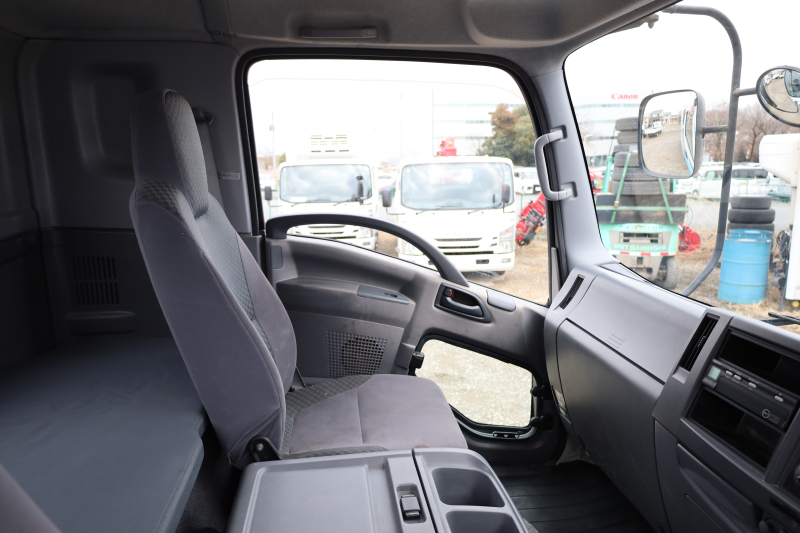 フォワード|中古トラックの販売・買取・査定のアイナビ