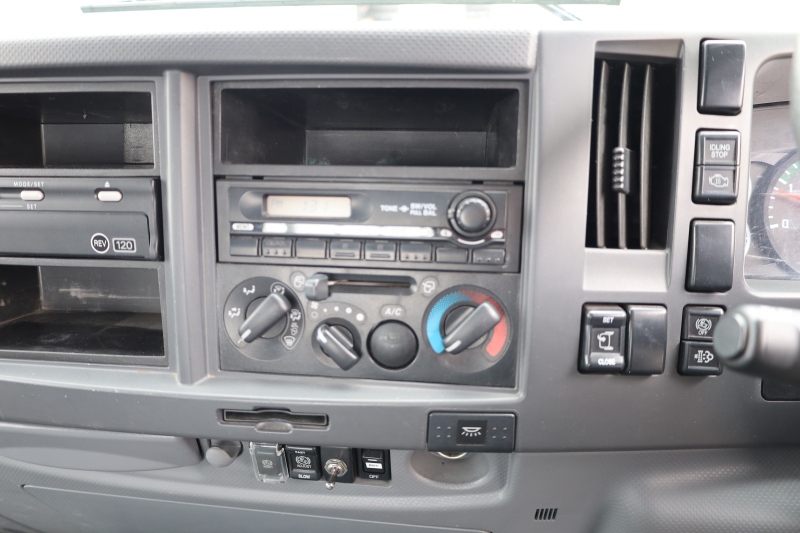 フォワード|中古トラックの販売・買取・査定のアイナビ