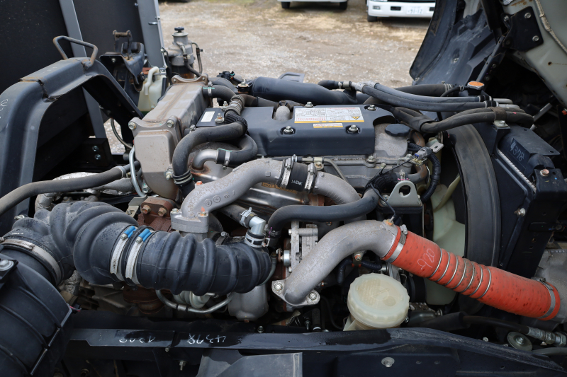 フォワード|中古トラックの販売・買取・査定のアイナビ