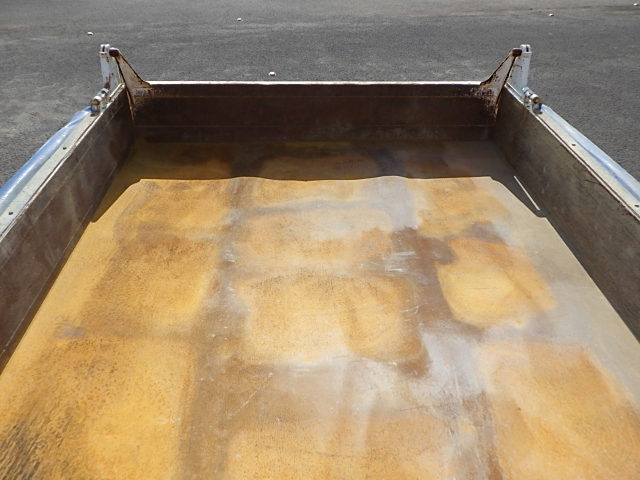 日野 平成26年式 ダンプ 自動コボレーン付き 尿素なし|中古トラックの販売・買取・査定のアイナビ